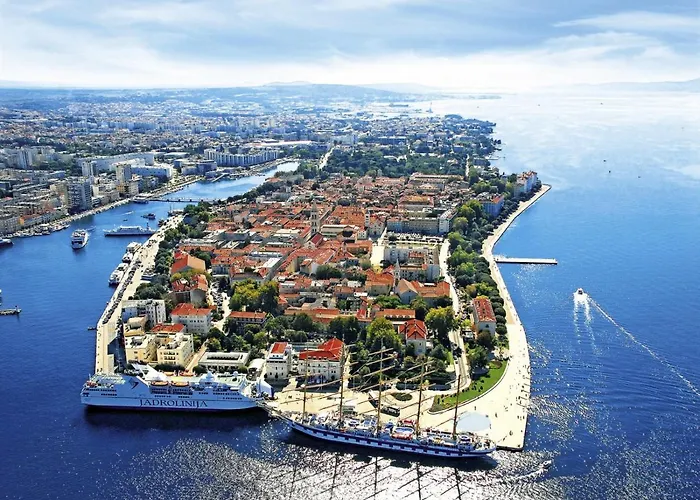 In Zadar With Terrace, Air Conditioning, Wifi, Washing Machine 4141-2 * Zaton